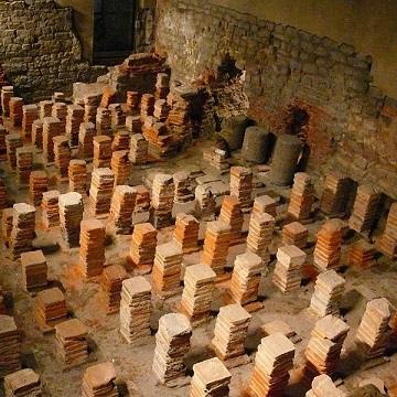 roman baths hypocaust small