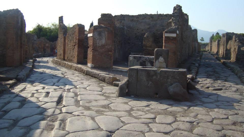 roman road pompei