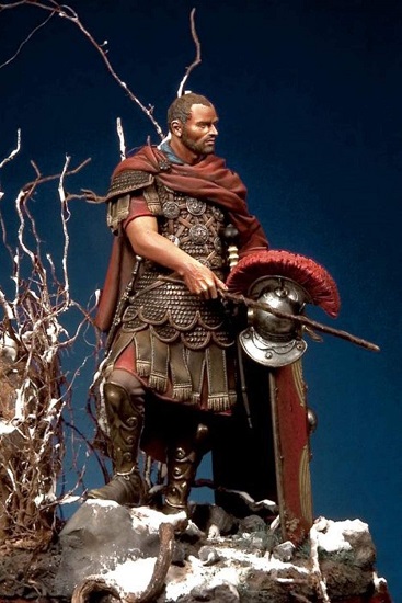 statuette guerrier romain